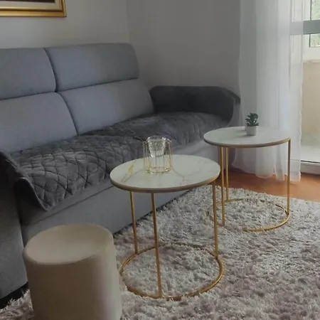 Apartman Idea's With Free Parking And Sea View
